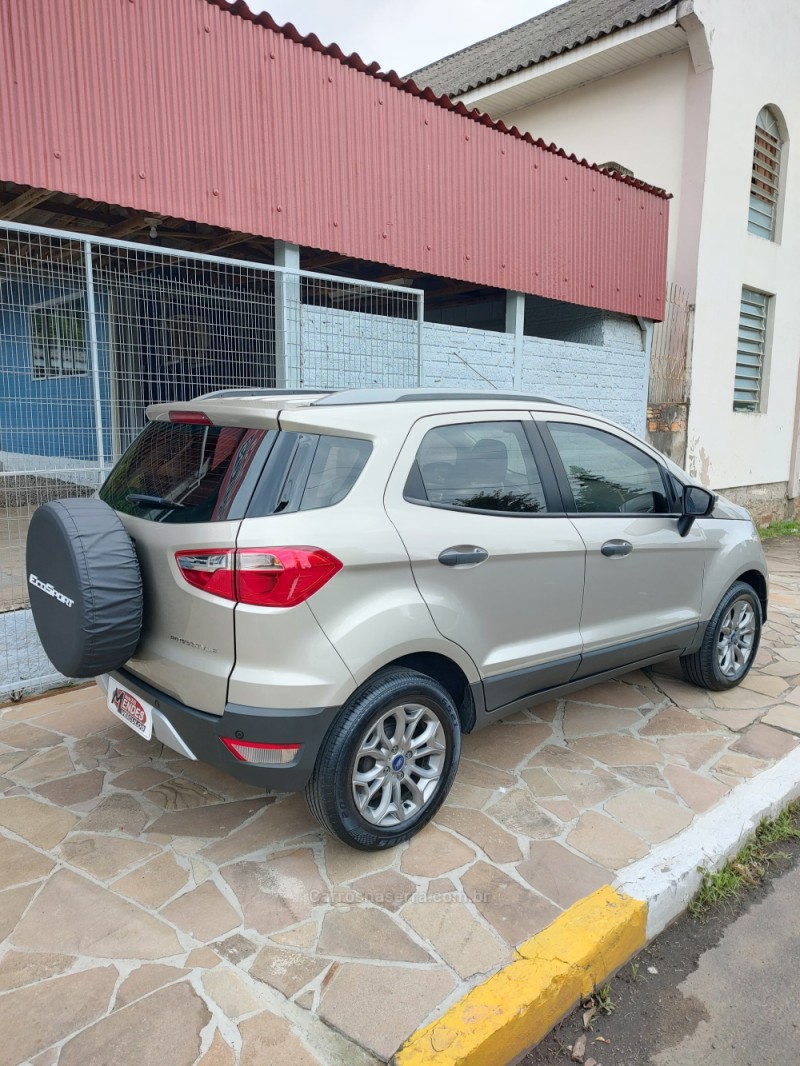 ECOSPORT 1.6 FREESTYLE 8V FLEX 4P MANUAL - 2015 - TRêS COROAS
