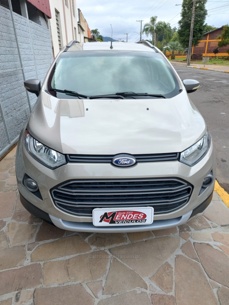 ECOSPORT 1.6 FREESTYLE 8V FLEX 4P MANUAL - 2015 - TRêS COROAS