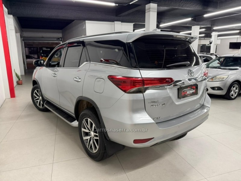 HILUX SW4 2.8 SRX 4X4 16V TURBO INTERCOOLER DIESEL 4P AUTOMÁTICO - 2017 - CAXIAS DO SUL