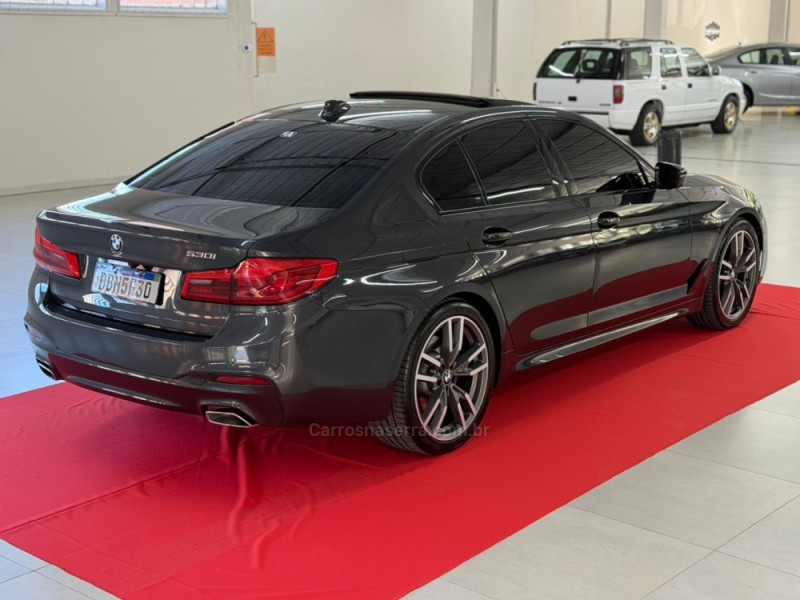 530I 2.0 M SPORT 16V TURBO GASOLINA 4P AUTOMÁTICO - 2017 - NOVA PRATA