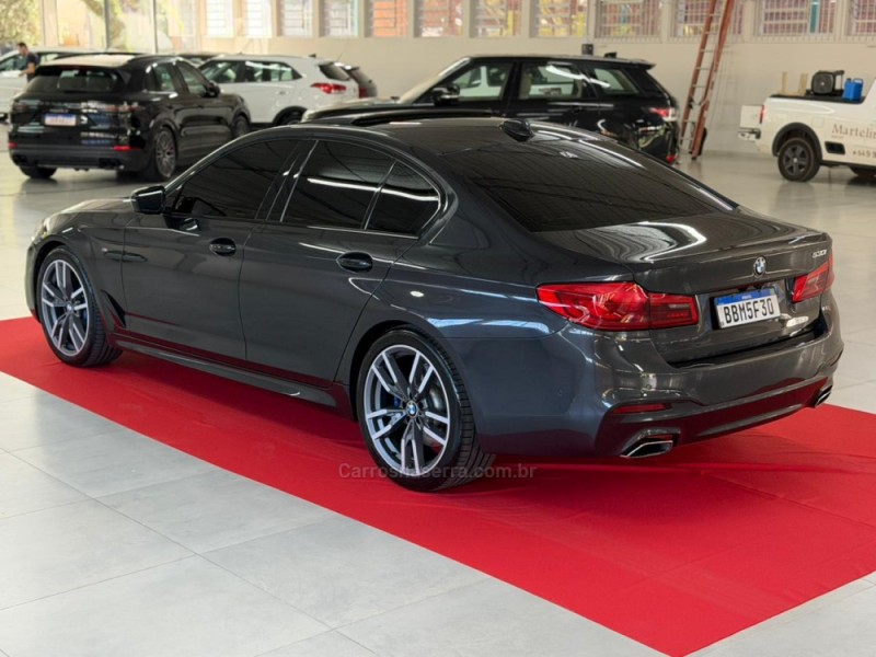 530I 2.0 M SPORT 16V TURBO GASOLINA 4P AUTOMÁTICO - 2017 - NOVA PRATA