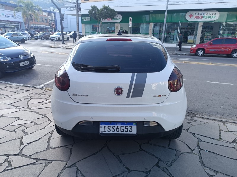 BRAVO 1.8 ABSOLUTE 16V FLEX 4P MANUAL - 2012 - FLORES DA CUNHA