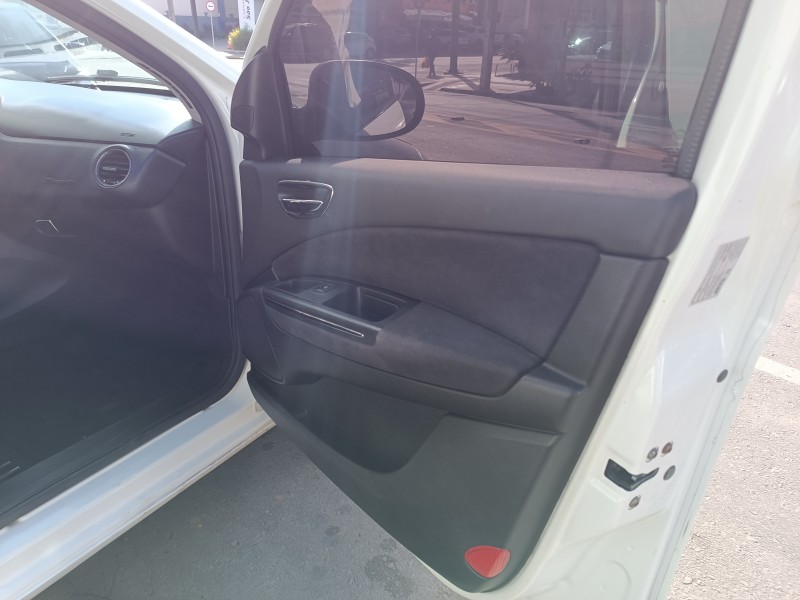 BRAVO 1.8 ABSOLUTE 16V FLEX 4P MANUAL - 2012 - FLORES DA CUNHA