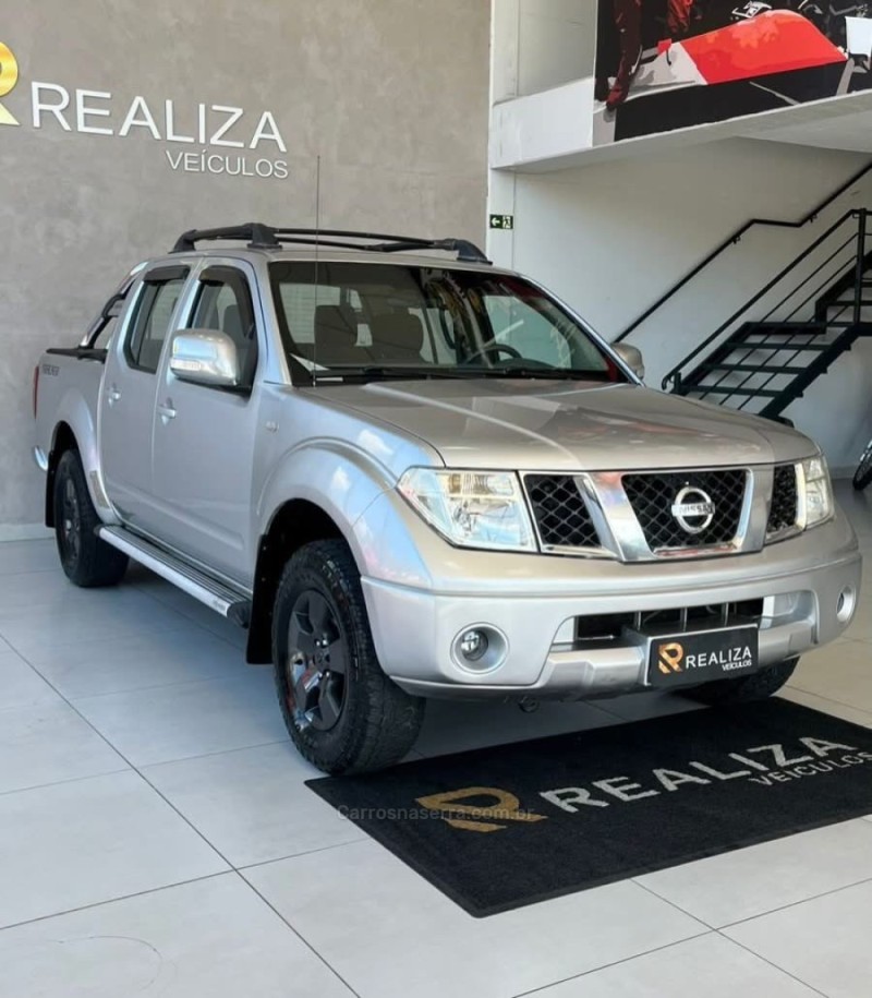 FRONTIER 2.5 SE 4X2 CD TURBO ELETRONIC DIESEL 4P MANUAL - 2011 - SANTA CRUZ DO SUL