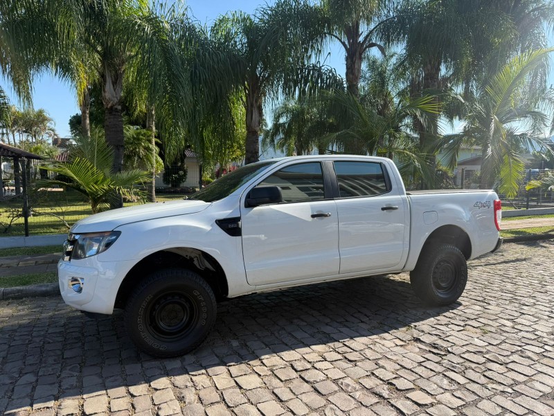 ranger 2.0 xl cd turbo 4x4 diesel 4p manual 2013 feliz