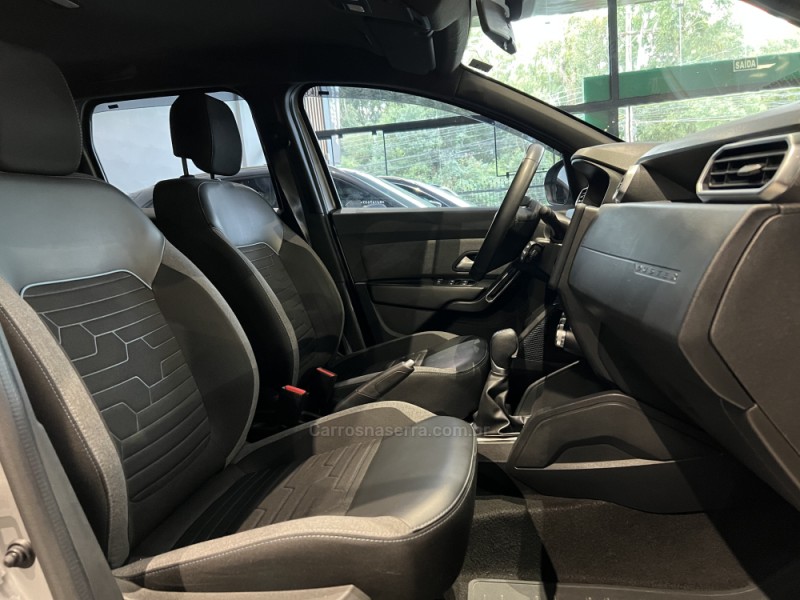 DUSTER 1.6 INTENSE 16V FLEX 4P AUTOMÁTICO - 2022 - CAXIAS DO SUL