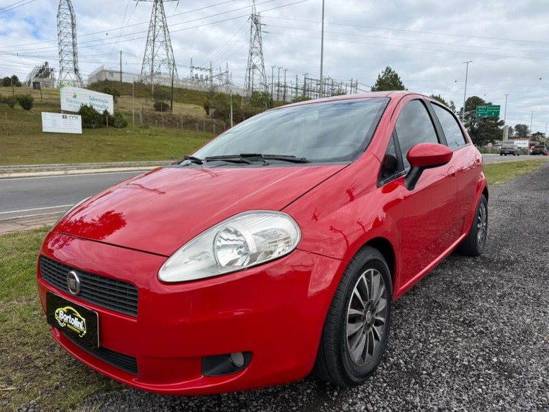 PUNTO 1.4 8V FLEX 4P MANUAL - 2010 - FARROUPILHA