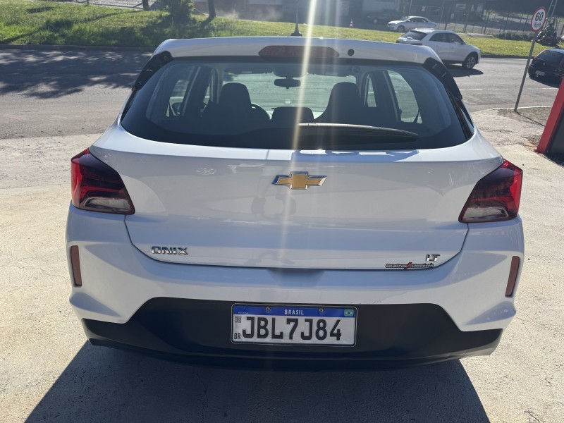 ONIX 1.0 LT 12V FLEX 4P MANUAL - 2023 - CAXIAS DO SUL
