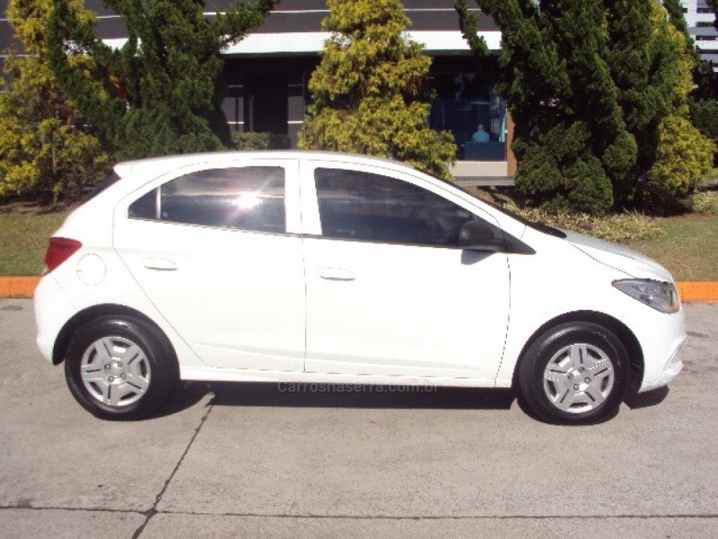 ONIX 1.0 LT PLUS 8V FLEX 4P MANUAL - 2015 - CAXIAS DO SUL