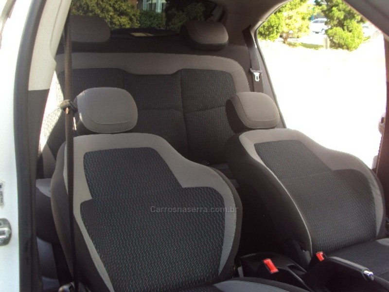 ONIX 1.0 LT PLUS 8V FLEX 4P MANUAL - 2015 - CAXIAS DO SUL