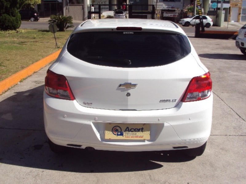 ONIX 1.0 LT PLUS 8V FLEX 4P MANUAL - 2015 - CAXIAS DO SUL