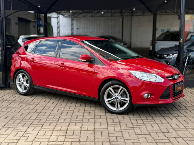 FOCUS 2.0 SE 16V FLEX 4P AUTOMÁTICO - 2015 - LAGOA VERMELHA