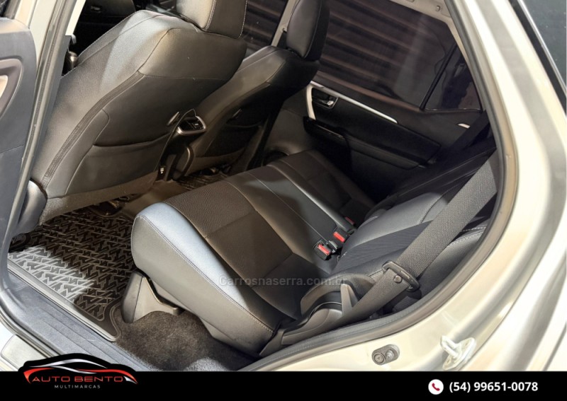 HILUX SW4 2.8 SRX 4X4 7 LUGARES 16V TURBO INTERCOOLER DIESEL 4P AUTOMÁTICO - 2021 - BENTO GONçALVES