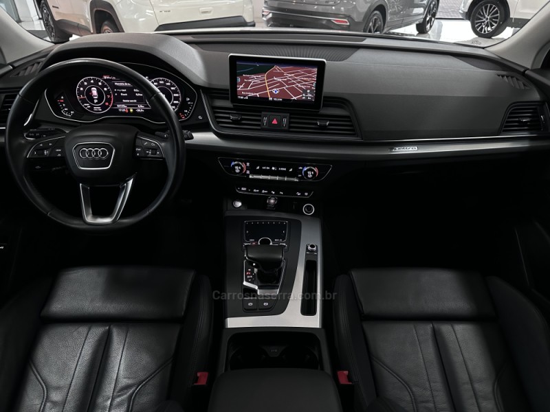 Q5 2.0 TFSI AMBIENTE 16V GASOLINA 4P AUTOMÁTICO - 2018 - CHARQUEADAS