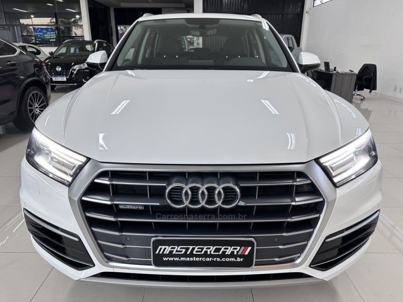 Q5 2.0 TFSI AMBIENTE 16V GASOLINA 4P AUTOMÁTICO - 2018 - CHARQUEADAS