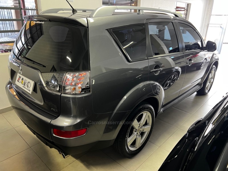 OUTLANDER 3.0 4X4 V6 24V GASOLINA 4P AUTOMÁTICO - 2009 - CARLOS BARBOSA