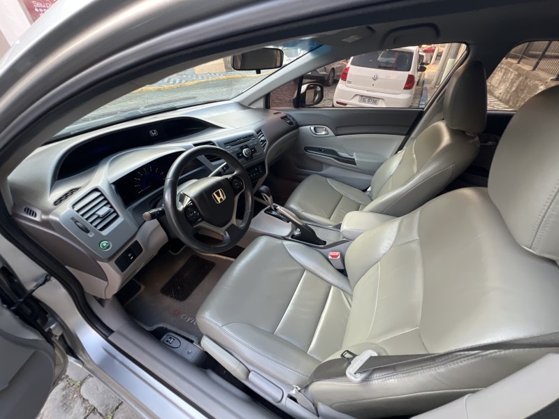 CIVIC 1.8 LXS 16V GASOLINA 4P AUTOMÁTICO - 2013 - GARIBALDI