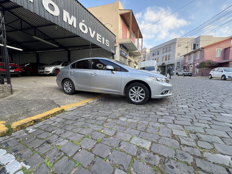 CIVIC 1.8 LXS 16V GASOLINA 4P AUTOMÁTICO - 2013 - GARIBALDI