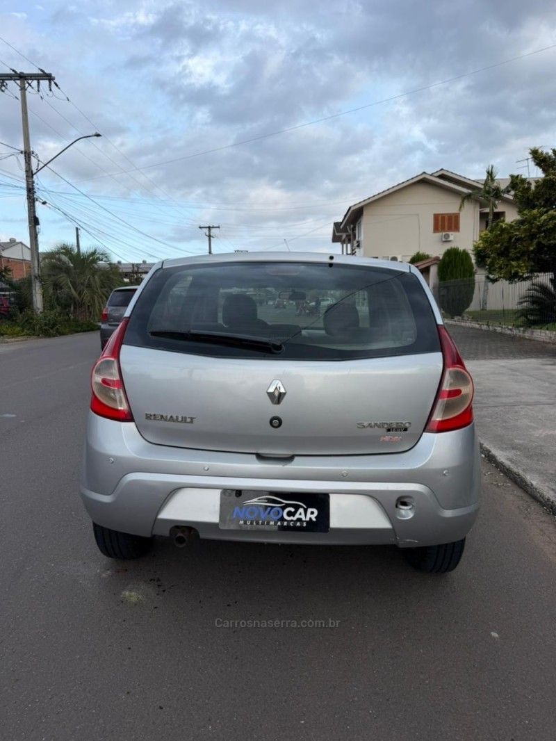 SANDERO 1.6 PRIVILÉGE 8V FLEX 4P MANUAL - 2010 - ESTâNCIA VELHA