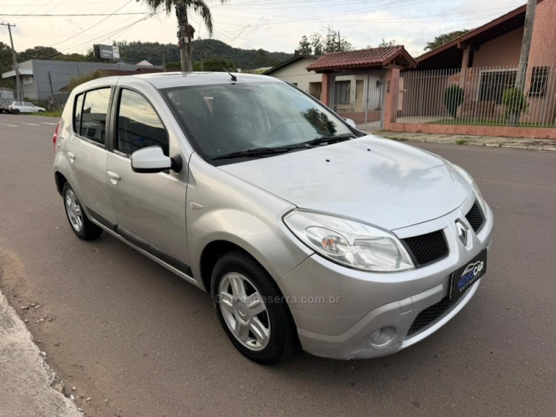 SANDERO 1.6 PRIVILÉGE 8V FLEX 4P MANUAL - 2010 - ESTâNCIA VELHA