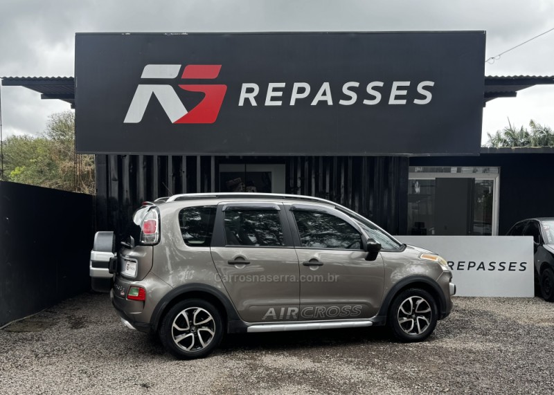 C3 AIRCROSS 1.6 GLX 16V FLEX 4P MANUAL - 2011 - PORTãO