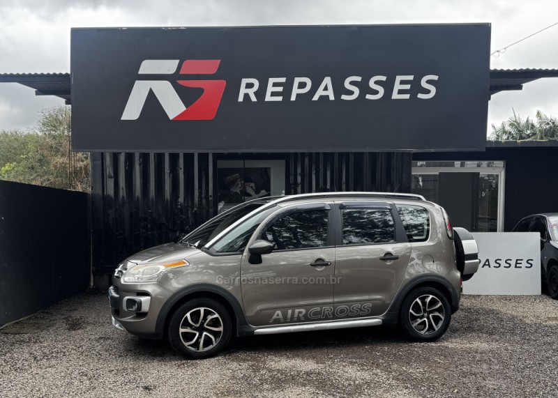 C3 AIRCROSS 1.6 GLX 16V FLEX 4P MANUAL - 2011 - PORTãO