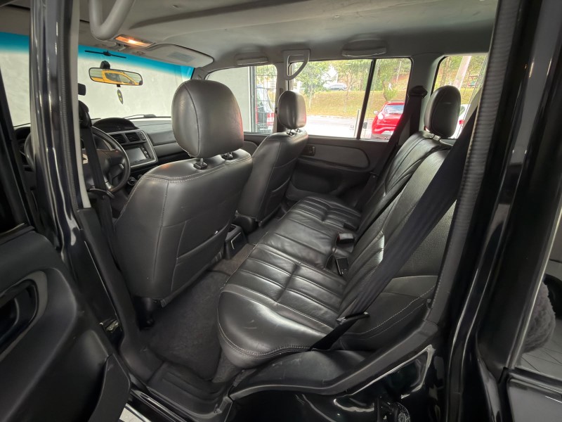 PAJERO TR4 2.0 4X2 16V 140CV FLEX 4P AUTOMÁTICO - 2014 - CAXIAS DO SUL
