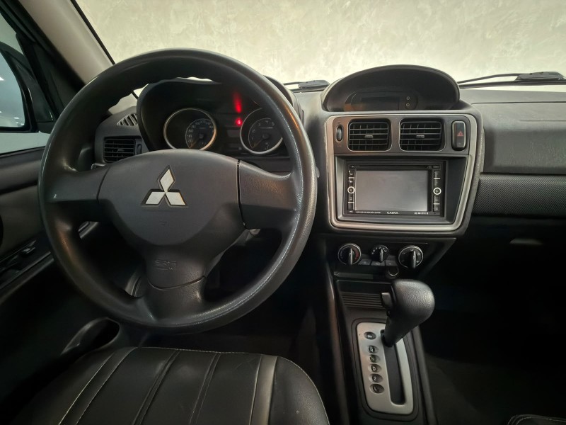 PAJERO TR4 2.0 4X2 16V 140CV FLEX 4P AUTOMÁTICO - 2014 - CAXIAS DO SUL