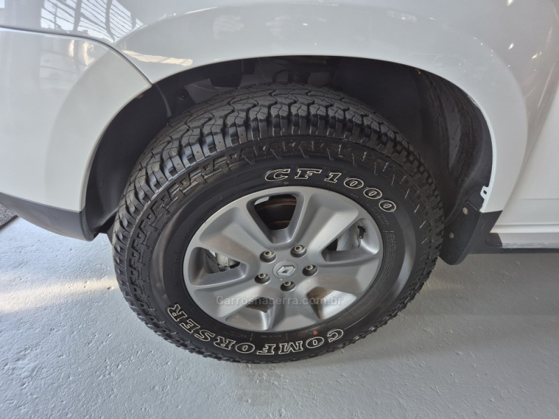 DUSTER 1.6 DYNAMIQUE 4X2 16V FLEX 4P MANUAL - 2017 - CAXIAS DO SUL