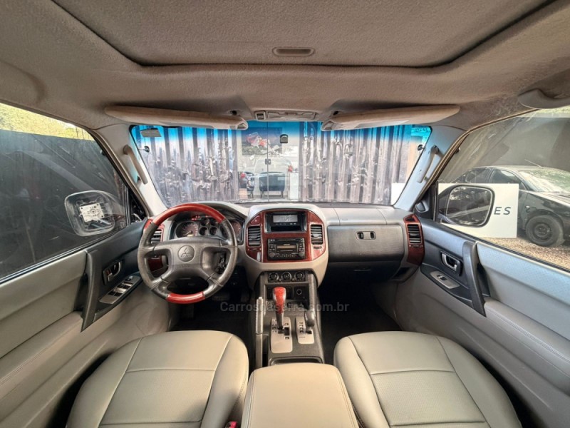 PAJERO 3.2 HPE S 4X4 7 LUGARES 16V TURBO INTERCOOLER DIESEL 4P AUTOMÁTICO - 2005 - PORTãO