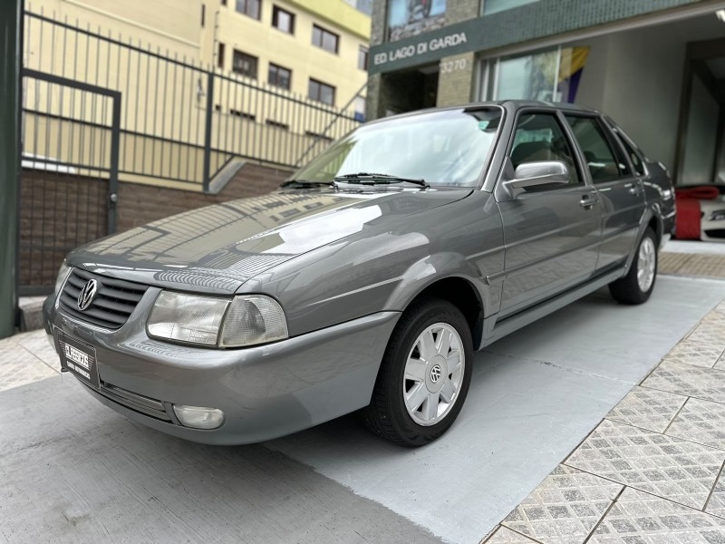 SANTANA 2.0 MI 8V GASOLINA 4P MANUAL - 2002 - CAXIAS DO SUL