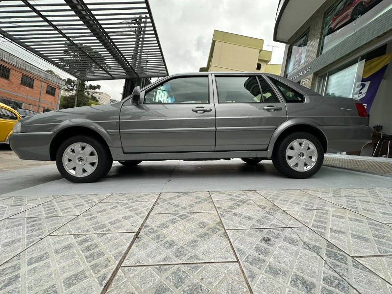 SANTANA 2.0 MI 8V GASOLINA 4P MANUAL - 2002 - CAXIAS DO SUL