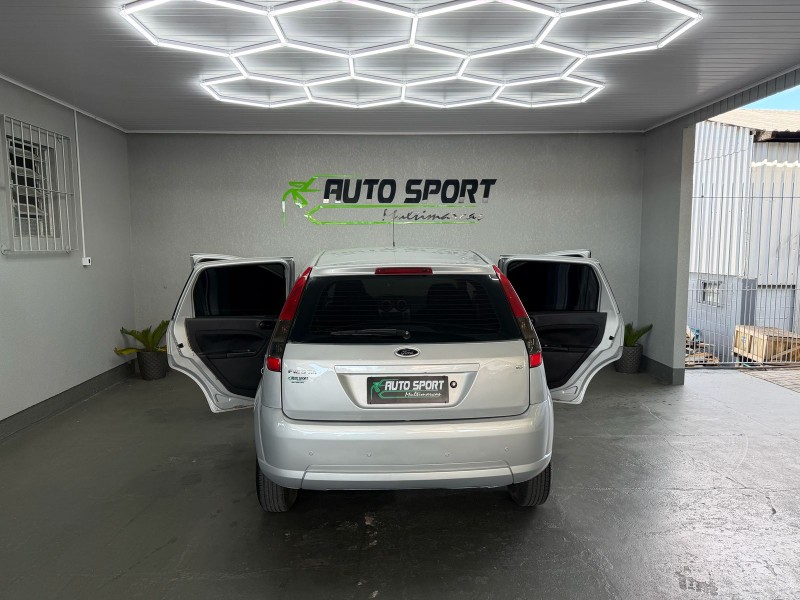 FIESTA 1.6 MPI 8V GASOLINA 4P MANUAL - 2011 - CAXIAS DO SUL