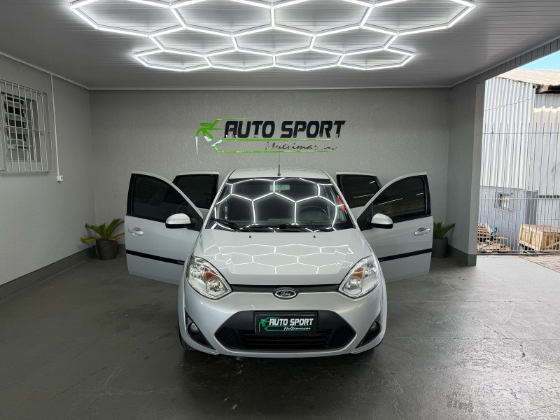 FIESTA 1.6 MPI 8V GASOLINA 4P MANUAL - 2011 - CAXIAS DO SUL
