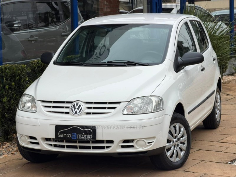 FOX 1.6 MSI TRENDLINE 8V FLEX 4P MANUAL - 2005 - LAGOA VERMELHA