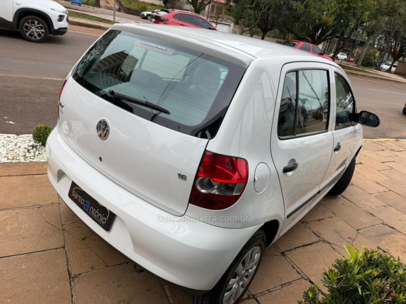 FOX 1.6 MSI TRENDLINE 8V FLEX 4P MANUAL - 2005 - LAGOA VERMELHA