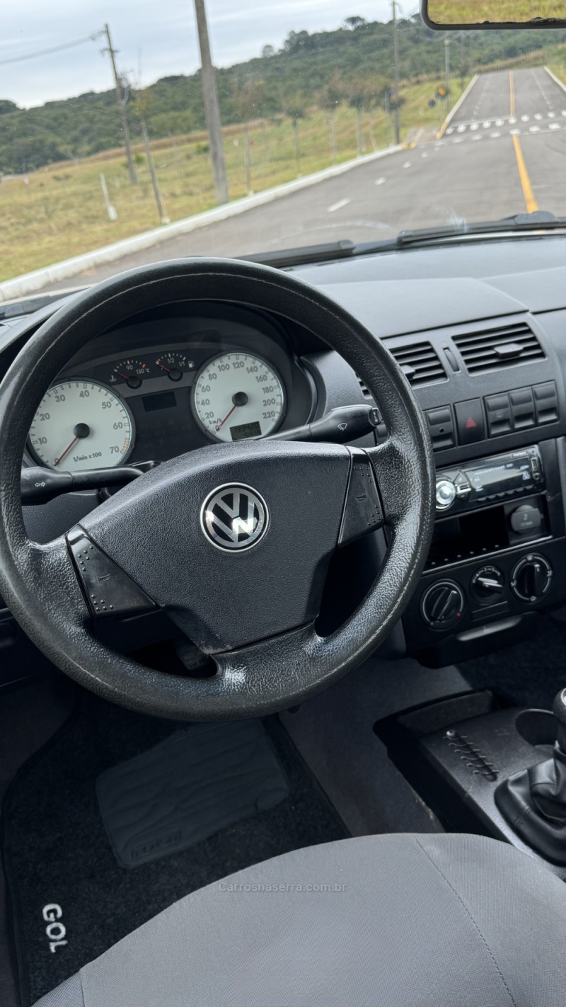GOL 1.6 MI POWER 8V GASOLINA 4P MANUAL G.III - 2003 - CARLOS BARBOSA