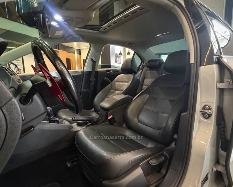 JETTA 1.4 16V TSI COMFORTLINE FLEX 4P TIPTRONIC - 2016 - GARIBALDI