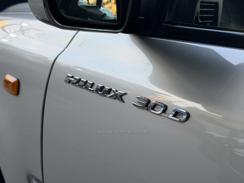 HILUX 3.0 SRV 4X2 CD 8V DIESEL 4P MANUAL - 2003 - CAXIAS DO SUL