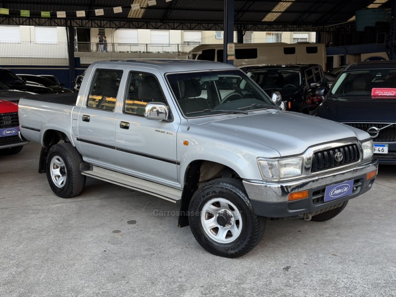 HILUX 3.0 SRV 4X2 CD 8V DIESEL 4P MANUAL - 2003 - CAXIAS DO SUL