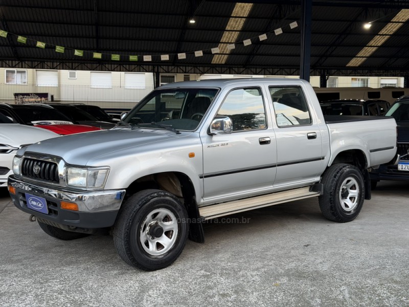 HILUX 3.0 SRV 4X2 CD 8V DIESEL 4P MANUAL - 2003 - CAXIAS DO SUL