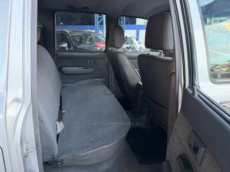 HILUX 3.0 SRV 4X2 CD 8V DIESEL 4P MANUAL - 2003 - CAXIAS DO SUL