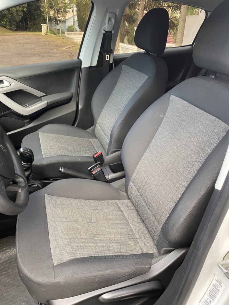 208 1.2 ACTIVE 12V FLEX 4P MANUAL - 2020 - FARROUPILHA