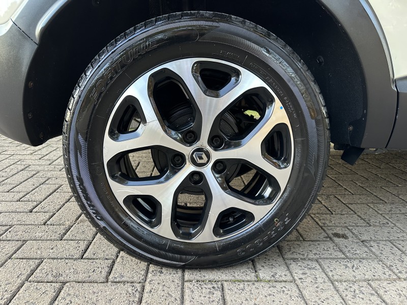 CAPTUR 1.6 16V FLEX INTENSE AUTOMÁTICO - 2019 - CAXIAS DO SUL