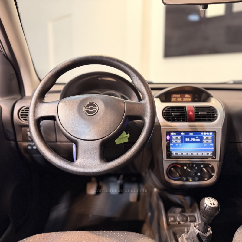CORSA 1.4 MPFI PREMIUM 8V FLEX 4P MANUAL - 2010 - NOVO HAMBURGO