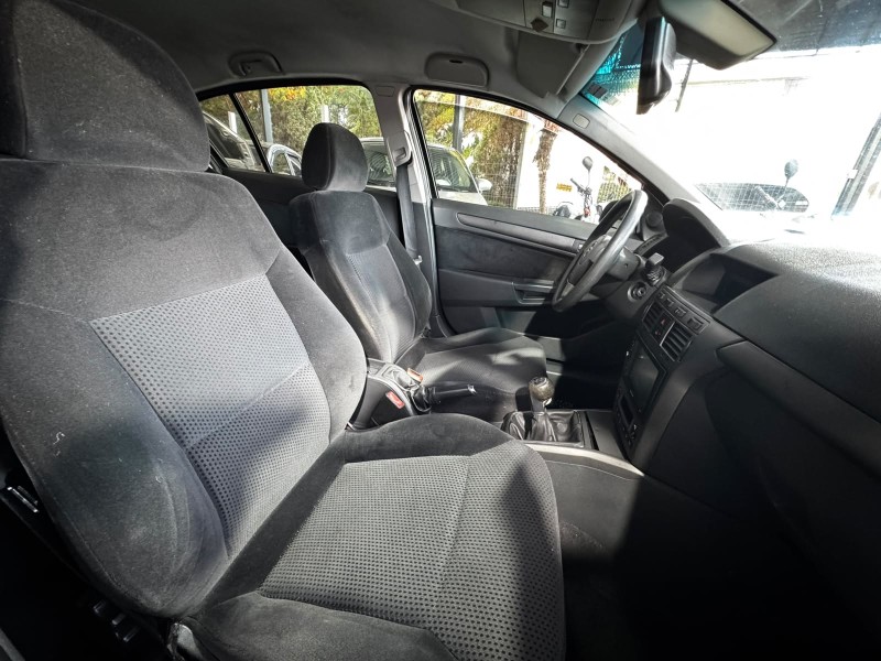 VECTRA 2.0 MPFI GT HATCH 8V FLEX 4P MANUAL - 2009 - CAXIAS DO SUL