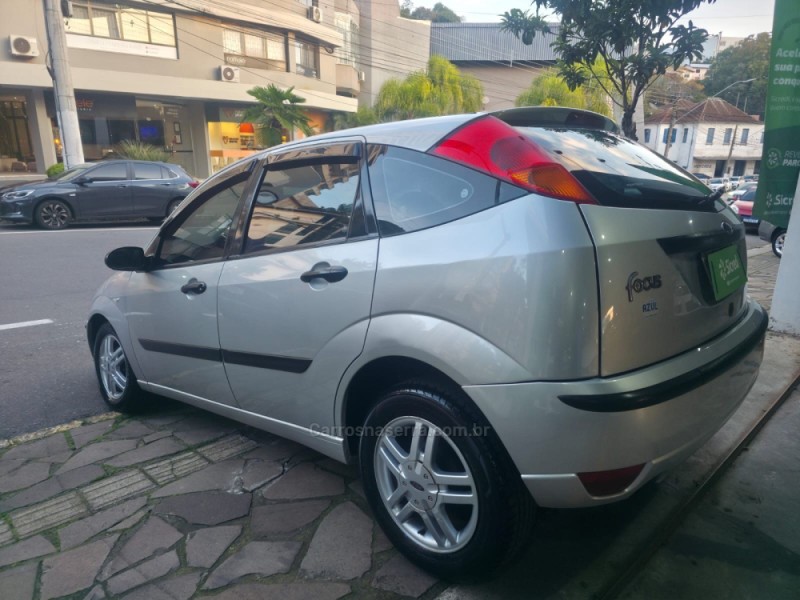 FOCUS 1.6 GLX 8V FLEX 4P MANUAL - 2009 - BENTO GONçALVES
