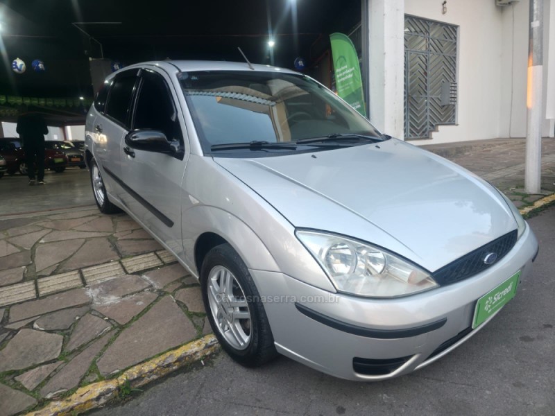 FOCUS 1.6 GLX 8V FLEX 4P MANUAL - 2009 - BENTO GONçALVES