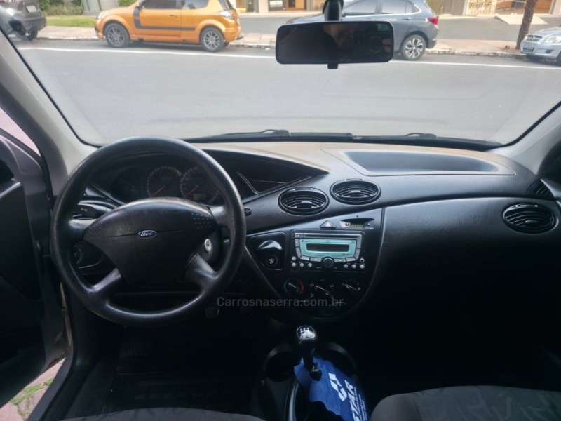 FOCUS 1.6 GLX 8V FLEX 4P MANUAL - 2009 - BENTO GONçALVES