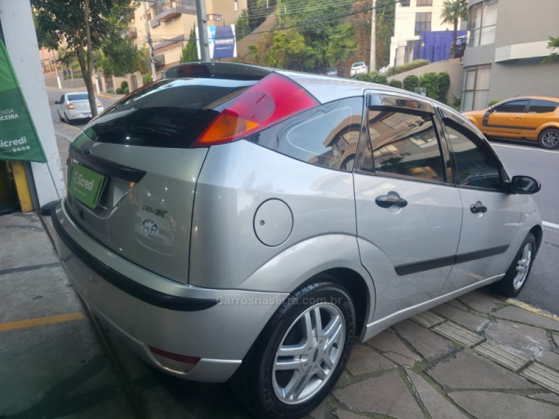 FOCUS 1.6 GLX 8V FLEX 4P MANUAL - 2009 - BENTO GONçALVES